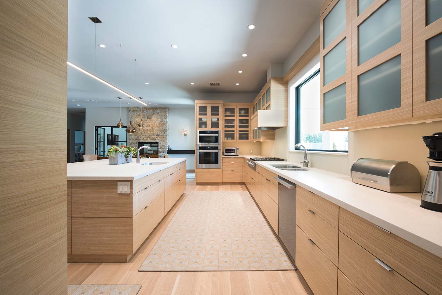 Custom Kitchen Cabinets