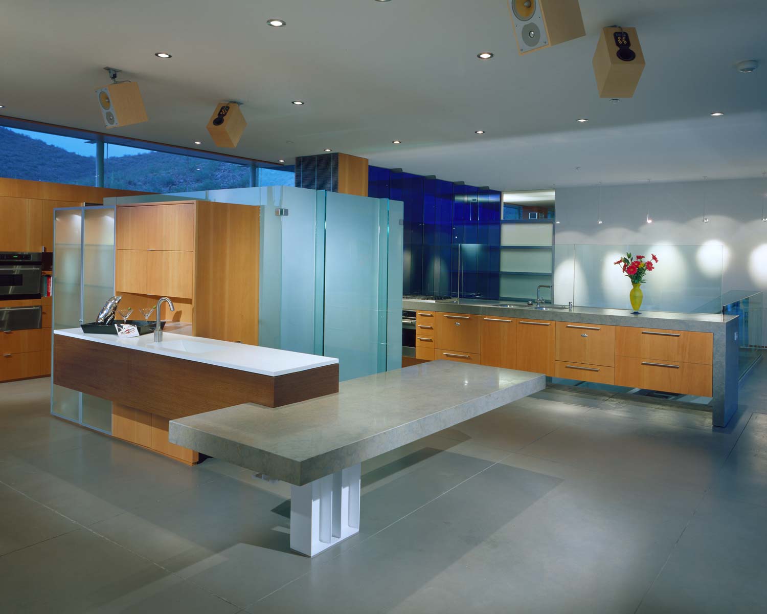 Luxury Custom Kitchen Cabinets