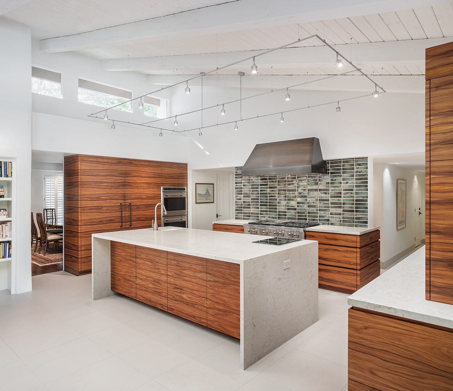 Custom Kitchen Cabinets